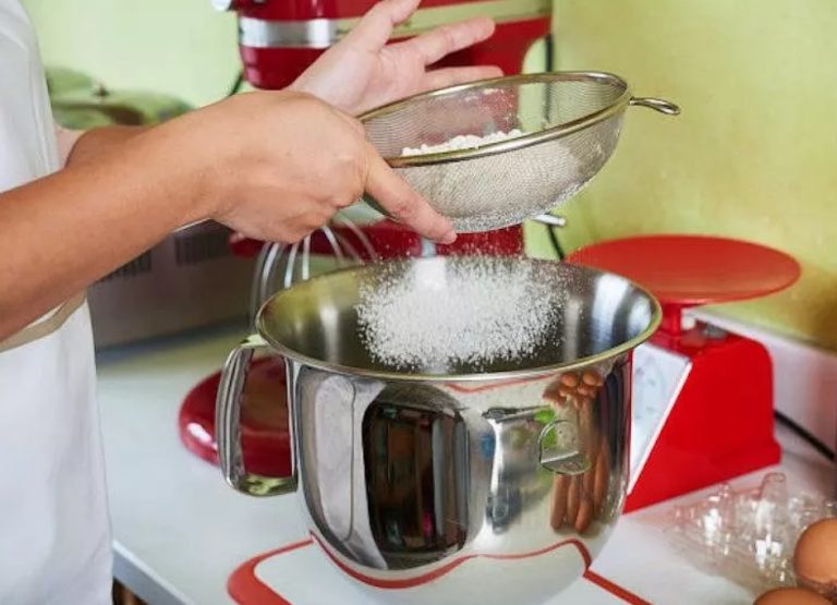 How to sift flour without a sifter?