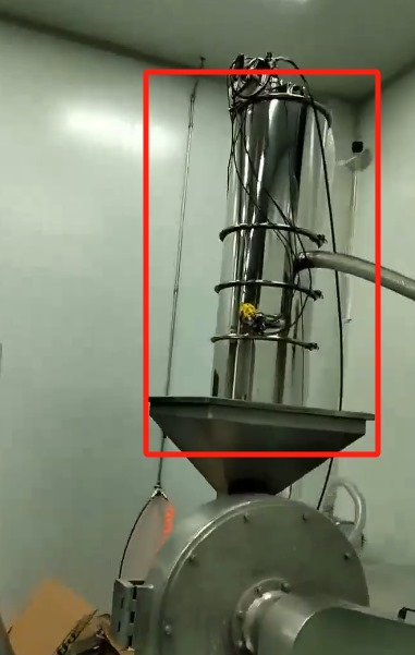 Electric Vacuum Feeder