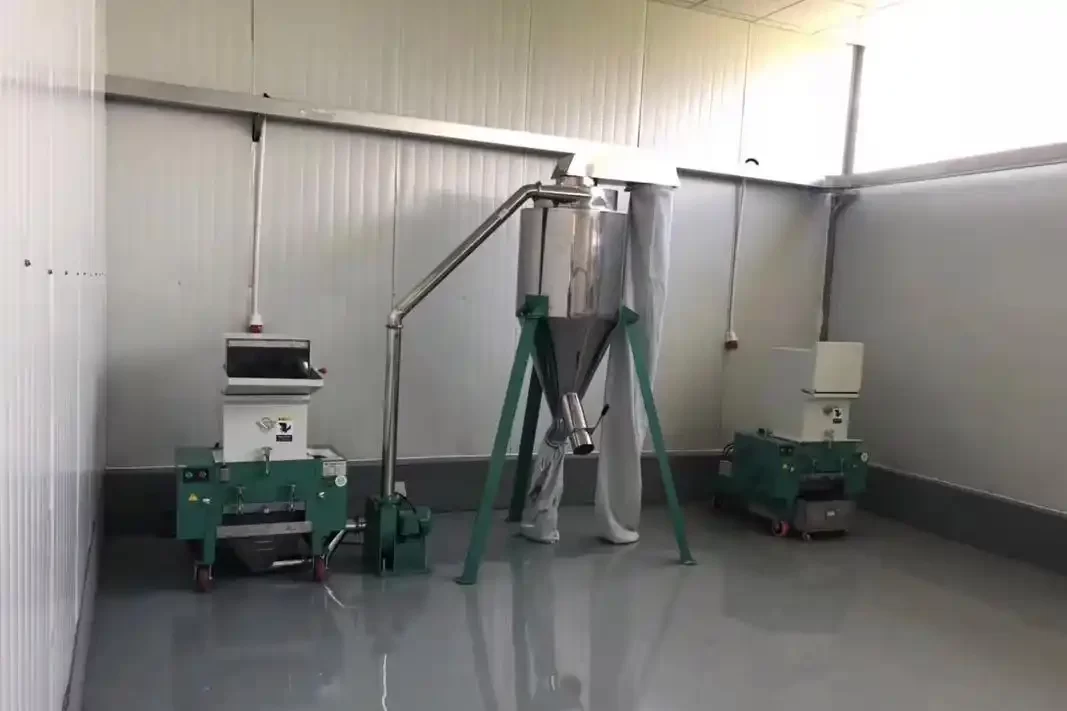 How do we use a grinder safely?